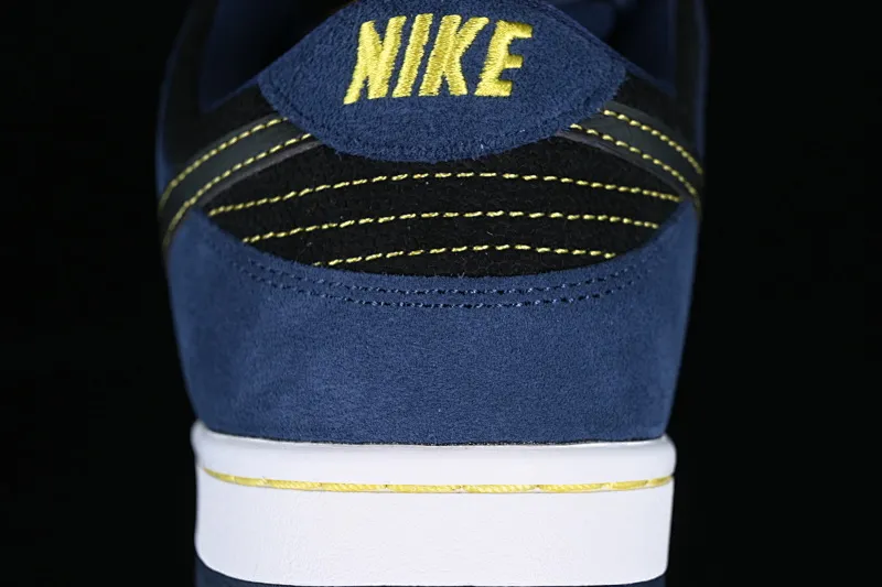 All categories Nk SB Dunk series Nk SB Dunk Low low-top sneakers Nk SB Dunk Low Pro dark blue SB smashed backboard fashion casual sneakers 304292-408